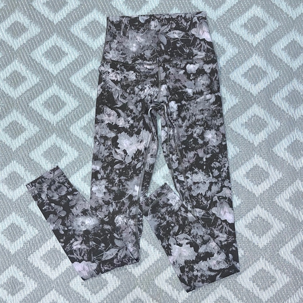 Lululemon Align II in Floral Illusion Ice Grey Multi [C49]
